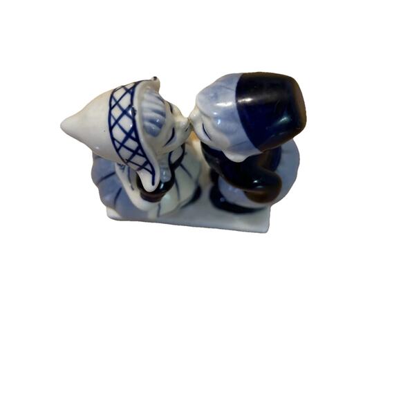 VTG Dutch Boy & Girl Kissing Porcelain Figurine Deltware Elesva Holland cute! - Picture 4 of 6